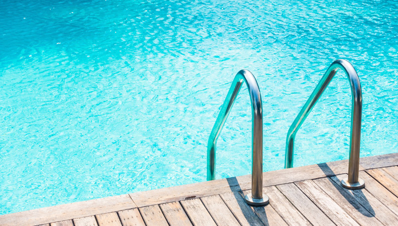 rehabilitacion reparacion y reformas de piscinas marbella